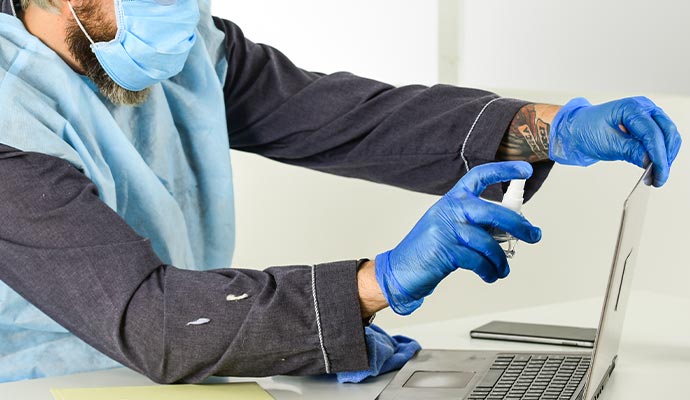Laptop cleaning Laptop cleaning