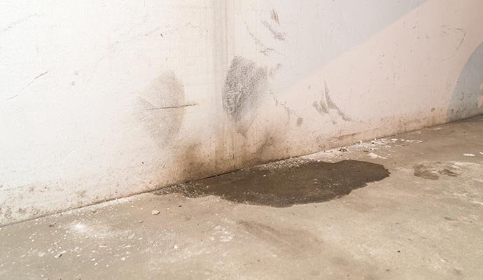 Sewage leaks signs